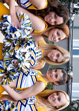 Teeniecheerleaders Model